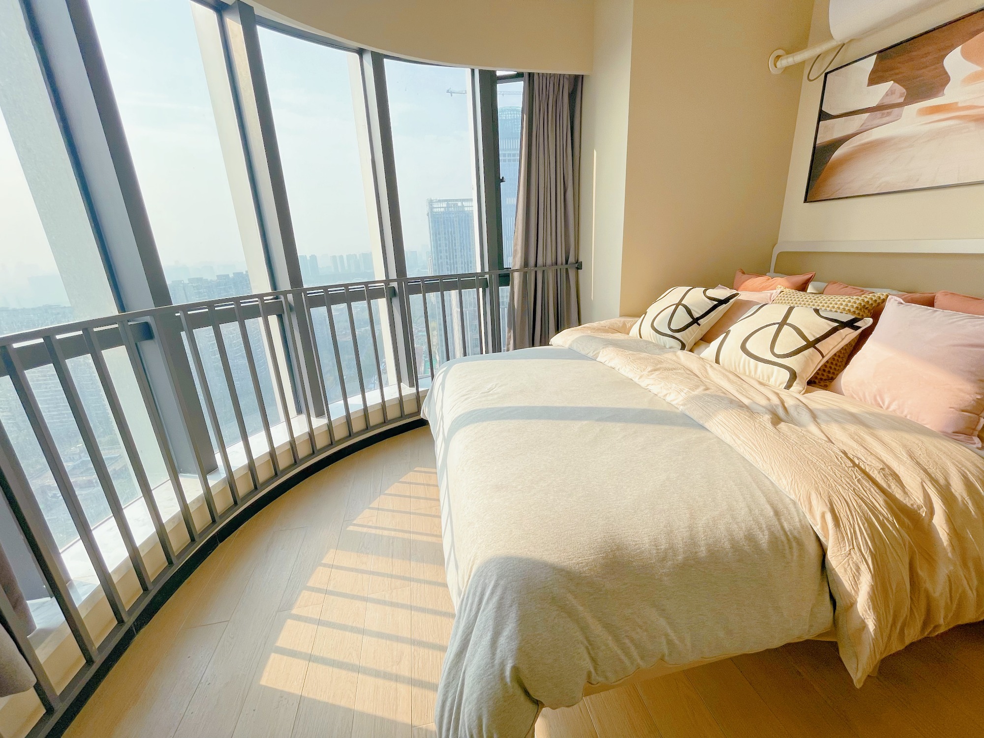 华润置地·有巢公寓·三圣乡店