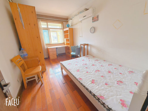 合租·水晶小区 5居室 南卧