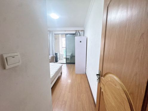 合租·恒达清水园 4居室 南卧