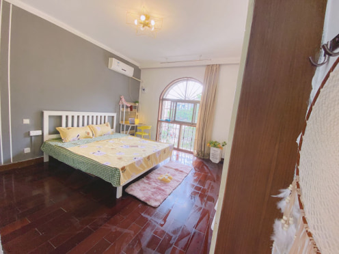 合租·阳光走廊 5居室 南卧