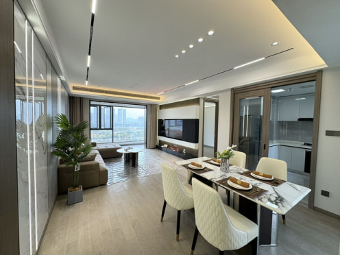 独栋·平台合作机构 万象城置地中心店 万象城 摩天轮 精装修 轻奢风 拎包入住 随时可看 4室2厅