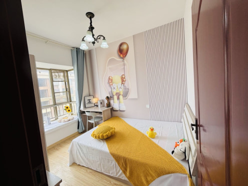 合租·金马腾苑 4居室 南卧