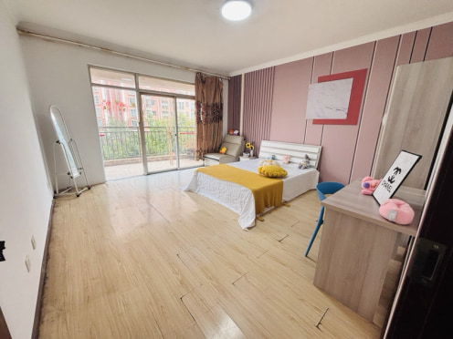 合租·海康温泉花园 4居室 南卧