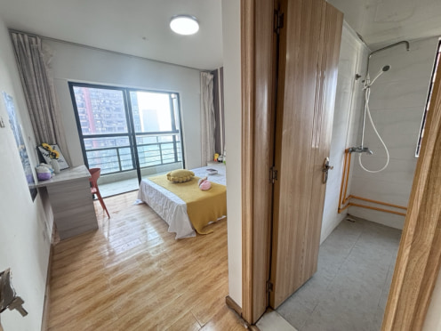 合租·经典双城C区 5居室 南卧