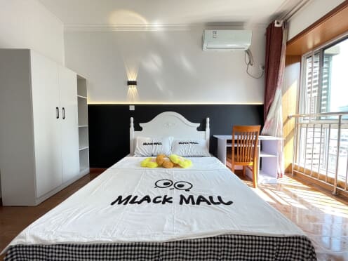 合租·西安第八离职干部休养所 5居室 南卧