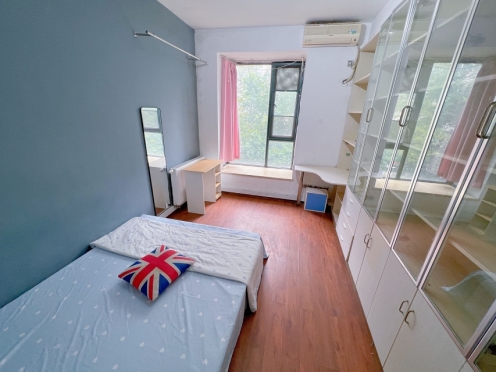 合租·金沙芙蓉苑 4居室 南卧