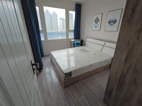 合租·北辰朗诗南门绿郡二期 5居室 南卧