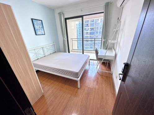 合租·融锦城 3居室 南卧