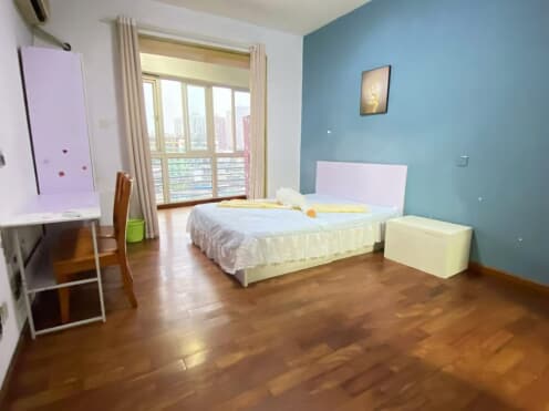 合租·南方花园 5居室 南卧