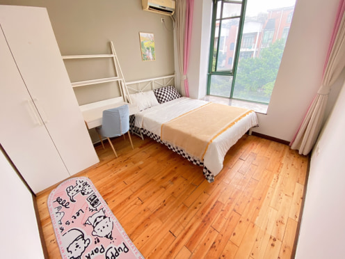 合租·美洲花园一期 5居室 南卧