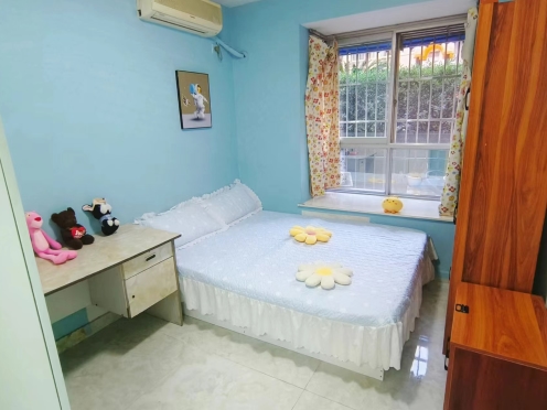 合租·南方半岛花园 4居室 南卧