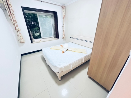 合租·长融一代天骄 4居室 南卧