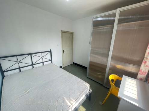 合租·高攀教师苑11号 3居室 南卧