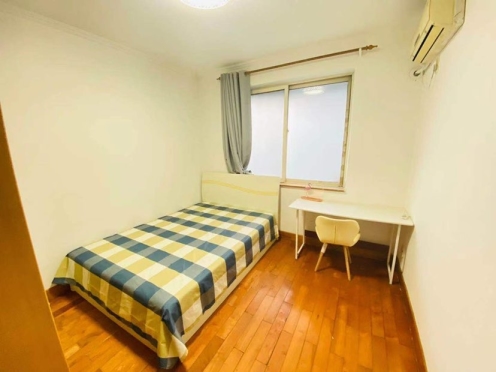 合租·白玉巷1号 4居室 南卧