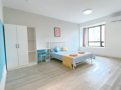 合租·新界三期 5居室 南卧