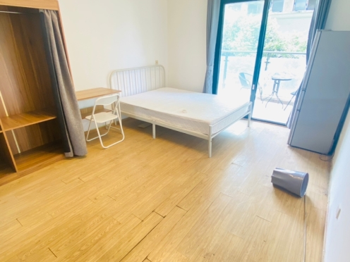 合租·互盛佳苑 4居室 南卧