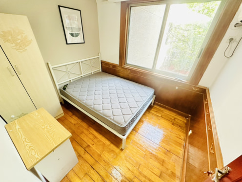 合租·芳草地 5居室 东卧