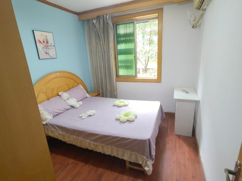 合租·少陵横街1号 4居室 南卧