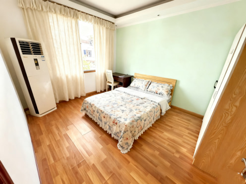 合租·交大广厦小区 5居室 跃层 北卧