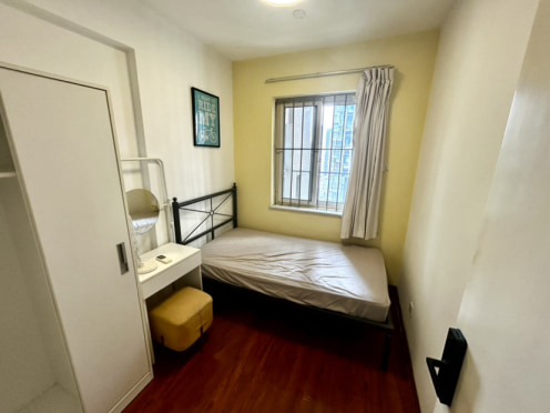 合租·摩根中心 4居室 南卧