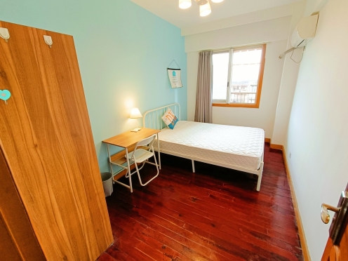 合租·中华园锦苑 5居室 南卧