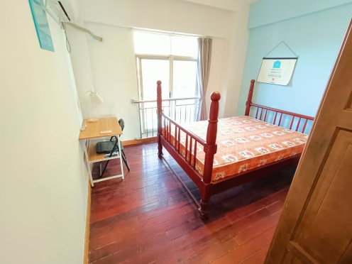 合租·中华园锦苑 5居室 南卧