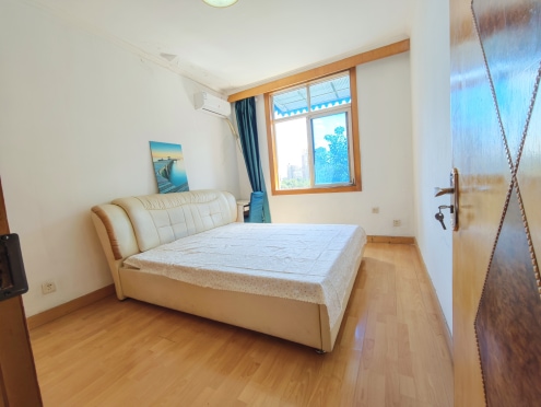 合租·热电厂宿舍 3居室 南卧