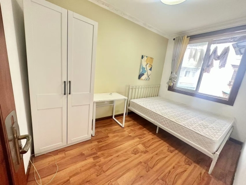 合租·兰园 4居室 南卧