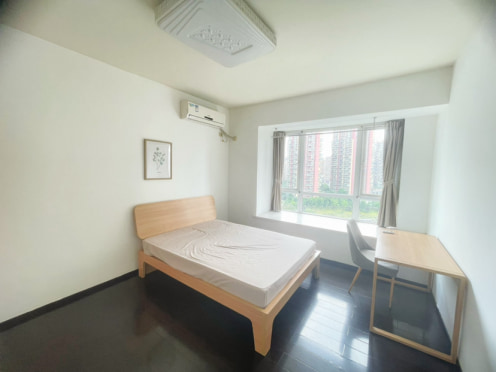 合租·新里柏仕公馆 4居室 南卧