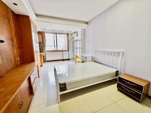 合租·旺府公寓 5居室 南卧