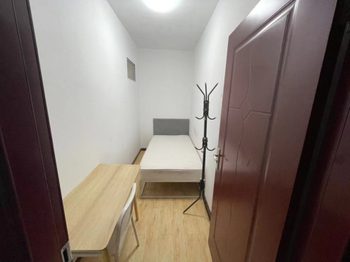 合租·长投珑庭 5居室 南卧