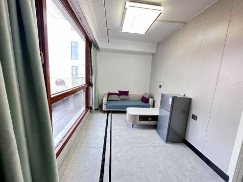 独栋·朗寓 澜湖郡店 澜湖郡可短租押一付一包物业一室一厅民用水电拎包入住 1室1厅