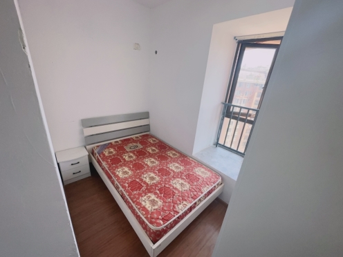 合租·川网国际花园 5居室 南卧