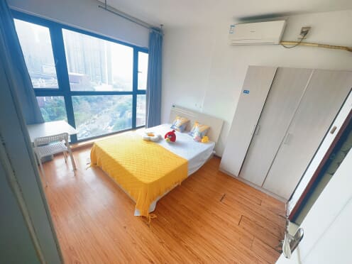 合租·蓝润V客东区 4居室 南卧