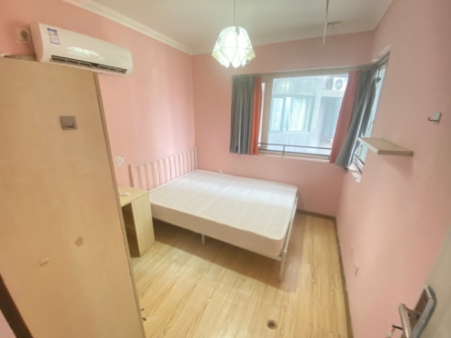 合租·蓝光凯丽香江 4居室 南卧