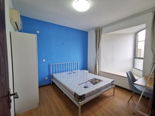 合租·月光诚品 5居室 南卧