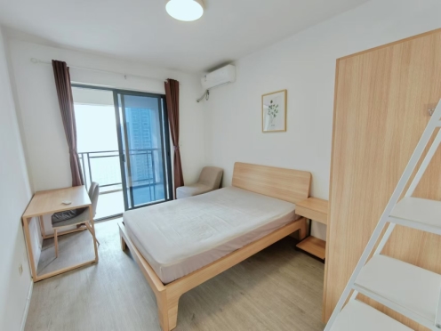 合租·东苑C区 5居室 南卧