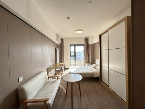 独栋·郑轨风尚西苑公寓 西三环店 国企公寓 可短租 民用水电 可月付 地铁口 医学院 一年起租 押一付一 1室1厅