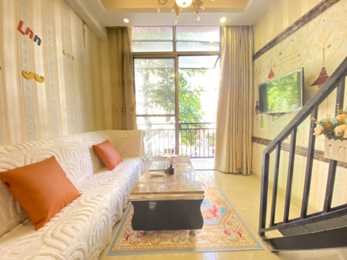 独栋·扬舲公寓 胜利商厦店 这是复式 只有复式房  押一付一 管家服务 1室1厅