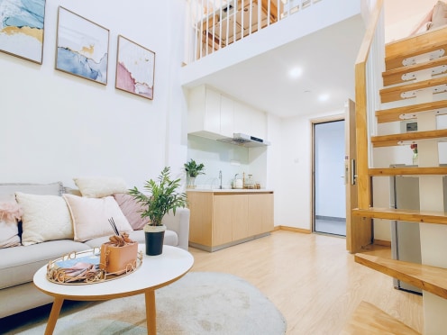 独栋·厦门联发尔寓 1819店 新年特惠1500起一室一厅 近地铁口 4.8米挑高Loft 带厨房拎包入住 免费健身房 1室1厅