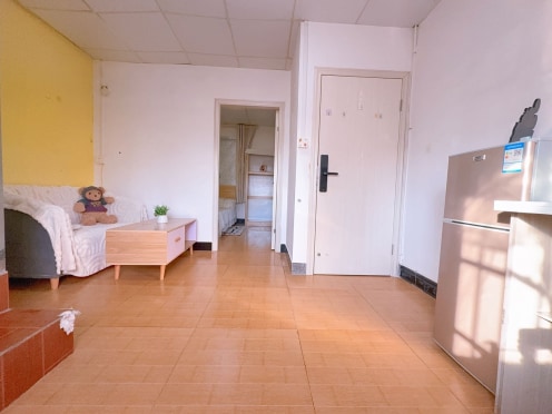 独栋·舒呆公寓 四方坪店 精装修一室一厅押一付一拎包入住 1室1厅