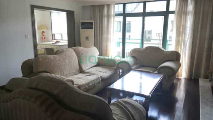 虹桥怡景苑二手房实景图