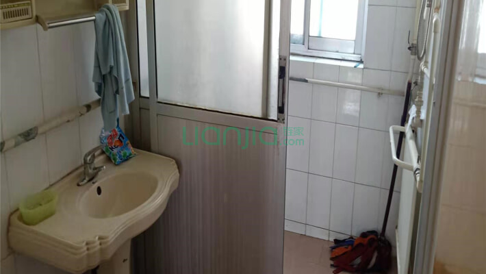 铁路小区二手房实景图