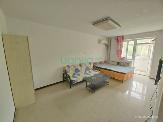 此楼位于范阳旁，地理位置繁华，板楼公摊小-户型图