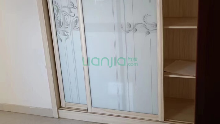 小高社区二手房实景图