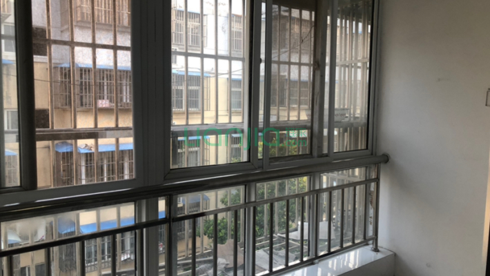 中央花园北区二手房实景图