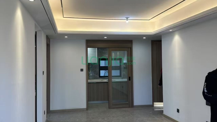 招商依云国际社区二手房实景图