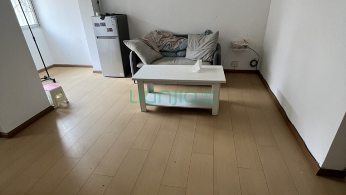 云南省证券公司住宅楼二手房实景图