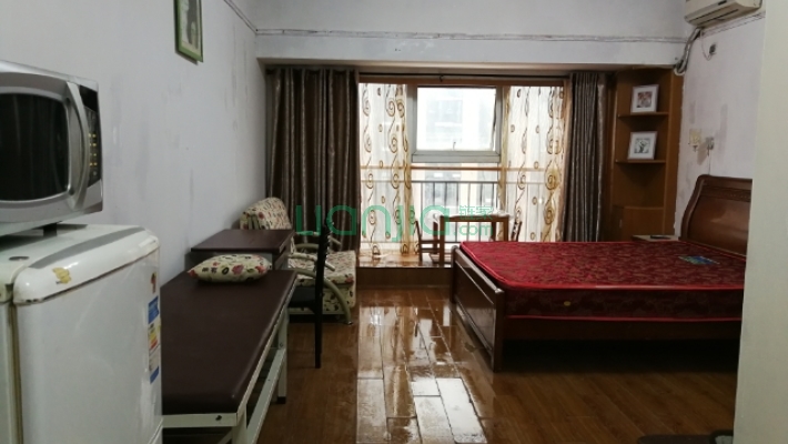 胜利广场商务楼二手房实景图