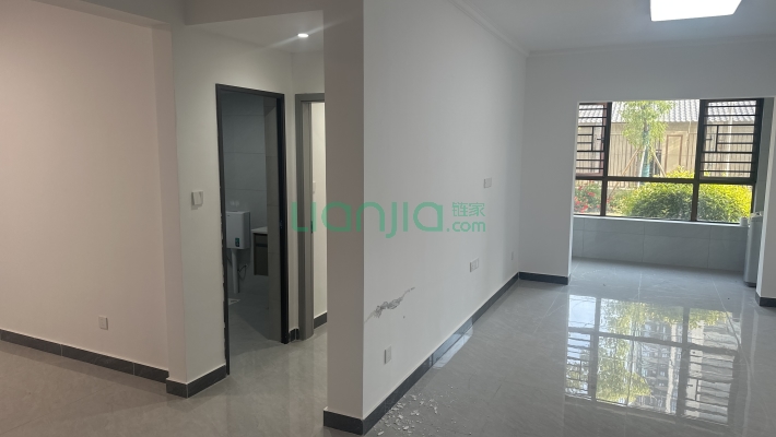 连山湖小区二手房实景图